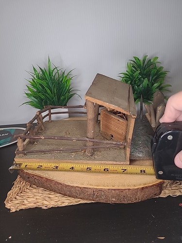 Primitive Antique Handmade Folk Art Wooden BARN With Feeder See Damage M101 - Picture 15 of 19