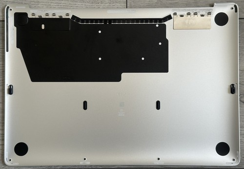 Genuine Apple MacBook Pro 13” 2020 A2289 Base Bottom Plate Cover Silver - Picture 2 of 4