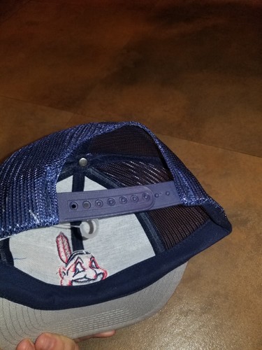 Cleveland Indians hat 80s vintage MLB snapback RARE cap Tribe w/ gray underbill - Picture 3 of 5