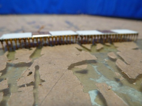 (LOT OF 2) VINTAGE INTERSIL CERAMIC DIP ICL7101CPL 7623 [2K.1] - Picture 2 of 4