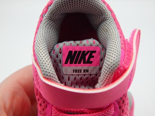 1-3 Mos Hot Pink And Grey Children's  NIKE  Free RN Shoes - Size 2C - BE380 - Picture 7 of 7