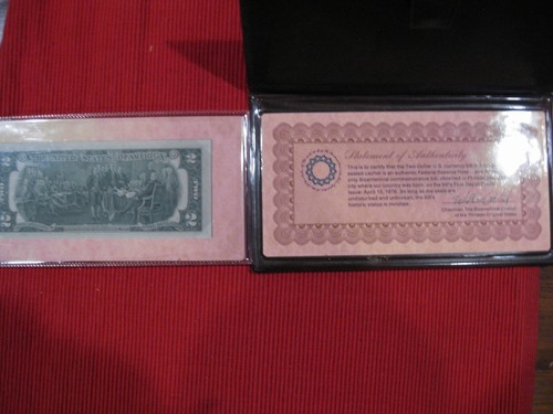 Bicentennial Commemorative Two Dollar Bill First Day of Issue April 13, 1976 - Picture 4 of 7