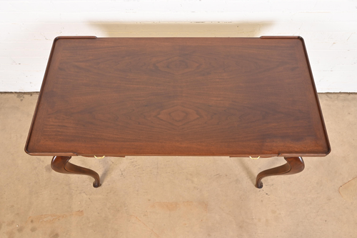 Baker Furniture French Provincial Louis XV Carved Cherry Wood Writing Desk - Picture 9 of 11