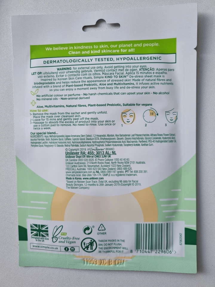 Simple Kind to Skin De-Stress Sheet With Aloe and Multi-Vitamins, 21ml x 5 - Image 3 of 3