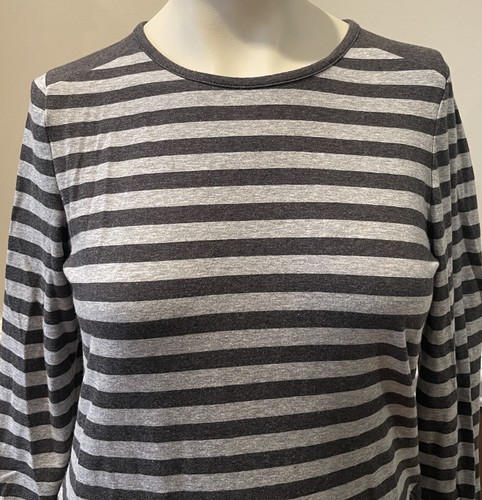 Michael Kors Women’s Size Medium Striped Top Tunic Dark & Light Gray Zippers - Picture 2 of 6