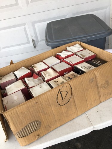 Lot Of 18 Miscellaneous Kwikset Door Handle Parts/pieces - Picture 12 of 12