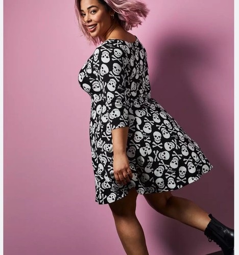 Torrid Betsey Johnson plus Dress skulls  Ponte 14 16  Skater NWT New 1