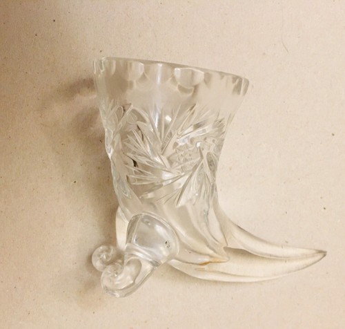 TOOTHPICK COTTON BUD HOLDER LURA CORNUCOPIA BY BOHAEMIA STUNNING FOOTED VINTAGE - Picture 10 of 12
