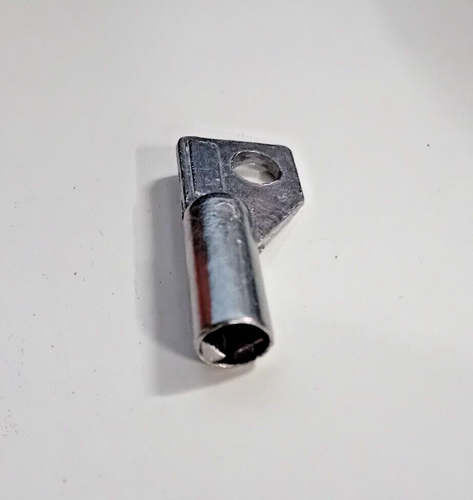 CHIAVETTA PER SPORTELLI GAS/ACQUA QUADRATA ART. 21/AM - Foto 1 di 2