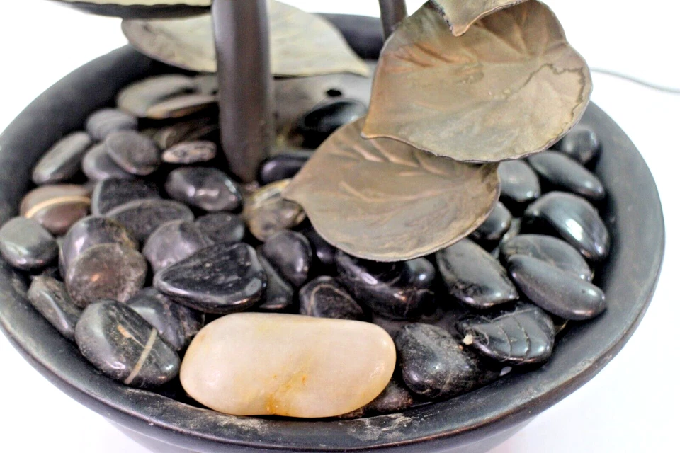 10 Teir Metal Lotus Leaf Tabletop Self-contained Indoor Fountain - Image 2 of 4