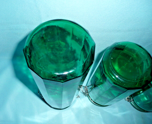 SET OF 4 VINTAGE EMERALD GREEN GLASS 12 PANEL CANISTERS JAR WIRE BAIL HINGED LID - Picture 20 of 24