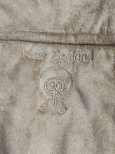 Planet New Zealand-Camel/Tan-Zip-Up Jacket -Womens Size Medium-Pockets-VERY NICE - Picture 4 of 10