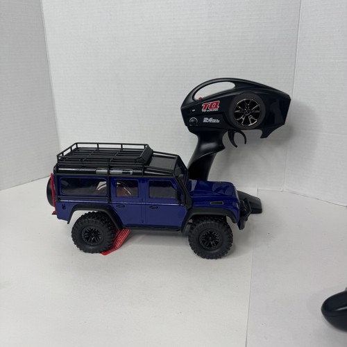 Traxxas TRX-4M Trail RC 4x4 Crawler RTR w/Land Rover Defender Body - Picture 6 of 8