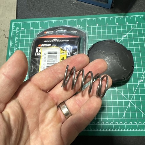 Echo  SpeedFeed 400 Trimmer Head Cap And Spring Kit Black 90170Y - Picture 5 of 7
