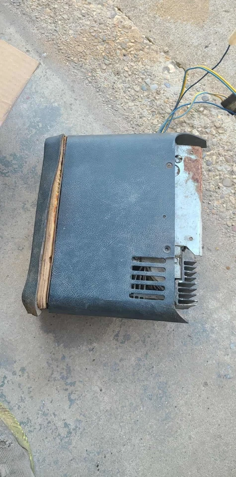 Oldsmobile Toronado 1968 1969 1970 reproductor de cintas de 8 pistas Foto 3 de 4