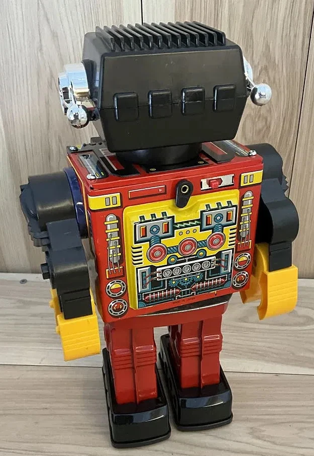 1960s Horikawa Rotate-O-Matic Super Robot, 12" Tin Battery Toy - Image 4 of 4