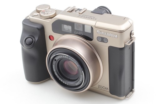 Cámara fotográfica de formato medio CT 014 [Óptica casi como nueva] Fujifilm Fuji GA645Zi JAPÓN - Imagen 3 de 20