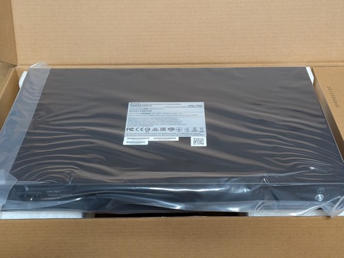 Zyxel GS1920-24HPv2 24-Port Cloud Managed GbE PoE+ Switch - 4 Combo Ports - Picture 3 of 5