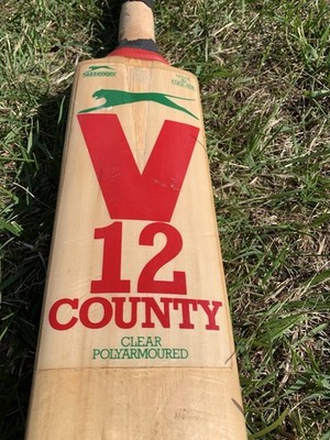 Slazenger V12 County Vintage Bat. SH. Gebraucht. Englische Weide.