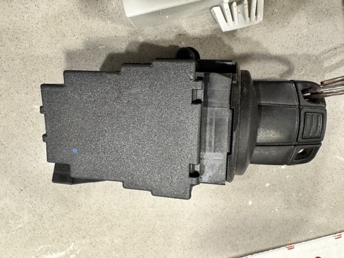 06-07 BMW 550i DME ECU CAS2 Ignition Key Comfort Access 7549700 OEM - Picture 6 of 7