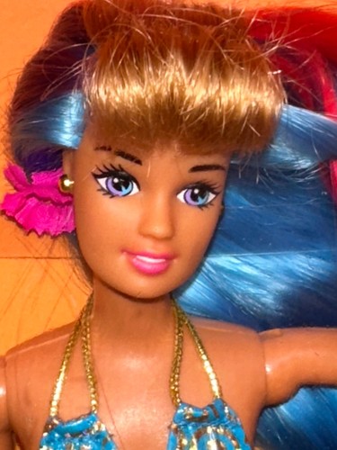 Vintage 1996 Mattel Barbie “Hula Hair Teresa” #17049 *NRFB* - Picture 2 of 12