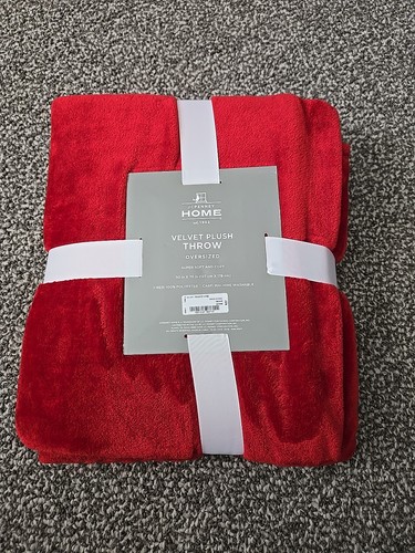 Velvet Plush Solid Throw Blanket 50"x 70" Red - Picture 1 of 2