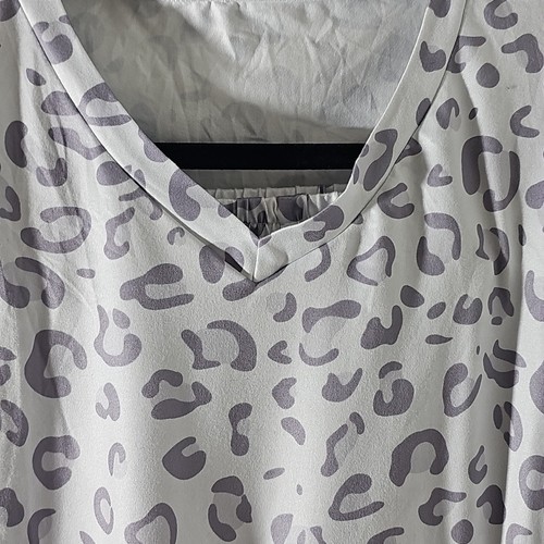 Leopard Print Kids Pajamas. Gray And White Size Large. czy soft - Picture 3 of 7
