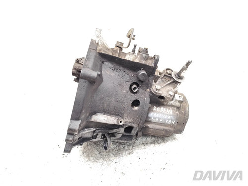 Peugeot Partner Tepee 5 Speed Manual Transmission 1.6 HDi 75 Diesel - Picture 5 of 11