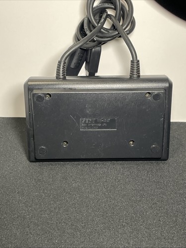 Sega Genesis Team Player Multi-tap Adapter MK-1647 2nd Rev 4 Way Play OEM TESTED - Picture 3 of 8