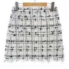 Authentic CHANEL Skirt  270-004-023-9115