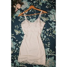 Vintage 60s White Lace Slip, Nylon Romantic Pin Up Lingerie, Aristocraft, M 36