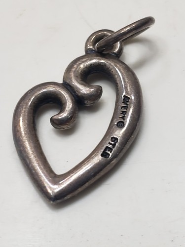 James Avery .925 Sterling Silver A Mother's Love Heart Charm Pendant Only - Picture 4 of 5