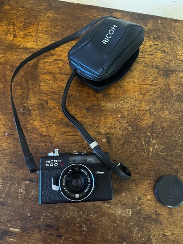 Ricoh 500G analoge Sucherkamera 35 mm schwarz mit Objektiv 40 mm f2,8 I10