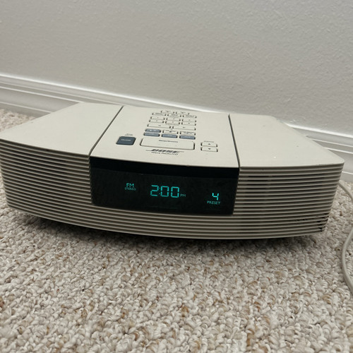Cream Bose AWRC-1P Wave Radio Lettore CD AM FM Sveglia Funzionante No Telecomando - Foto 1 di 14