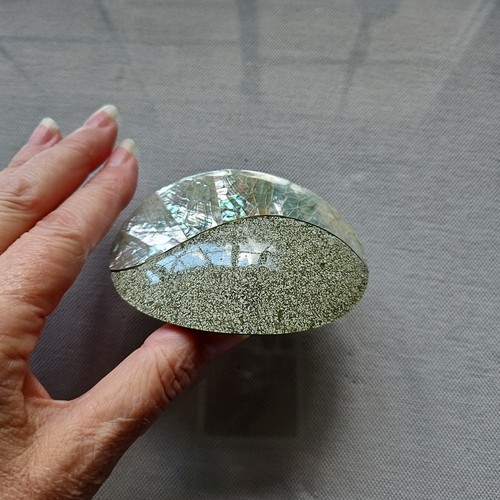 Vintage 80s Gorgeous Huge Mother Of Pearl Abalone and Grey Belt Buckle Cinch - Picture 12 of 13
