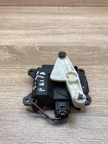 063700 7960 Toyota Heater Flap Ventilation Actuartor Air Positioning Denso - Picture 6 of 7