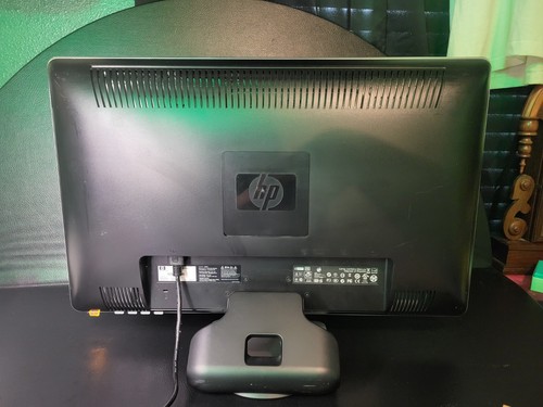 HP 2509m Wide LCD Monitor 25" Widescreen VGA DVI HDMI 1080p HD w/Speakers NT195A - Picture 9 of 9