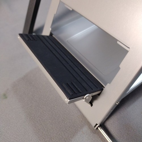 Goldtouch Go! Travel Laptop / Tablet Stand folding adjustable ipad holder - Picture 7 of 10