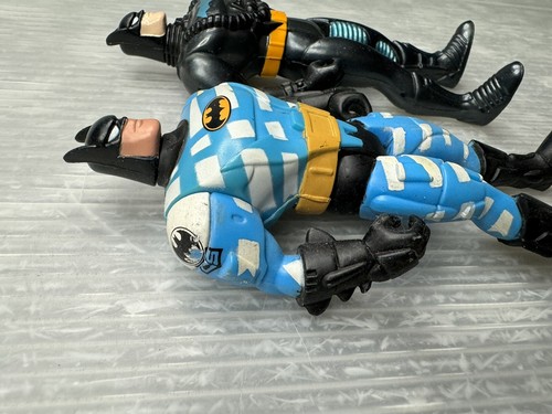 vintage Kenner BATMAN FIGURE LOT Air Assault 1994 & PARTS Sub-Frequency Armor - Picture 14 of 24
