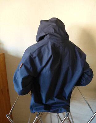 Leichte Jacke von Element aus der Wolfeboro Collection in Navy Blau ungetragen! 