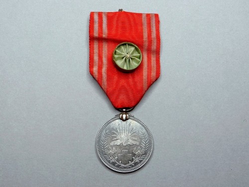 Japanese Red Cross Society Medal. Silver Pendant. - Picture 5 of 7
