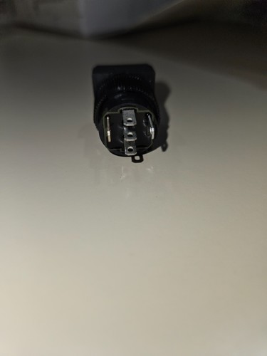 NKK YB15WSKW01-5D-JD-R0 Momentary Pushbutton Amber lens - Picture 4 of 7