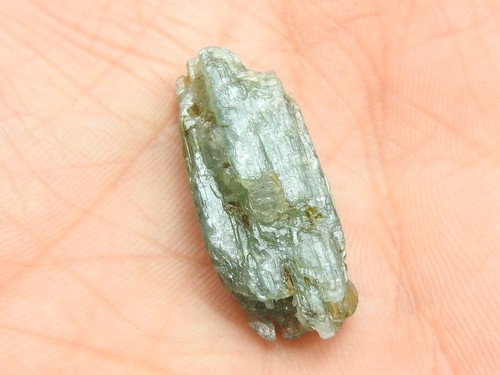Green Kyanite Natural Crystal Rough 33X13X9 MM Minerals Loose Stone - Picture 10 of 10