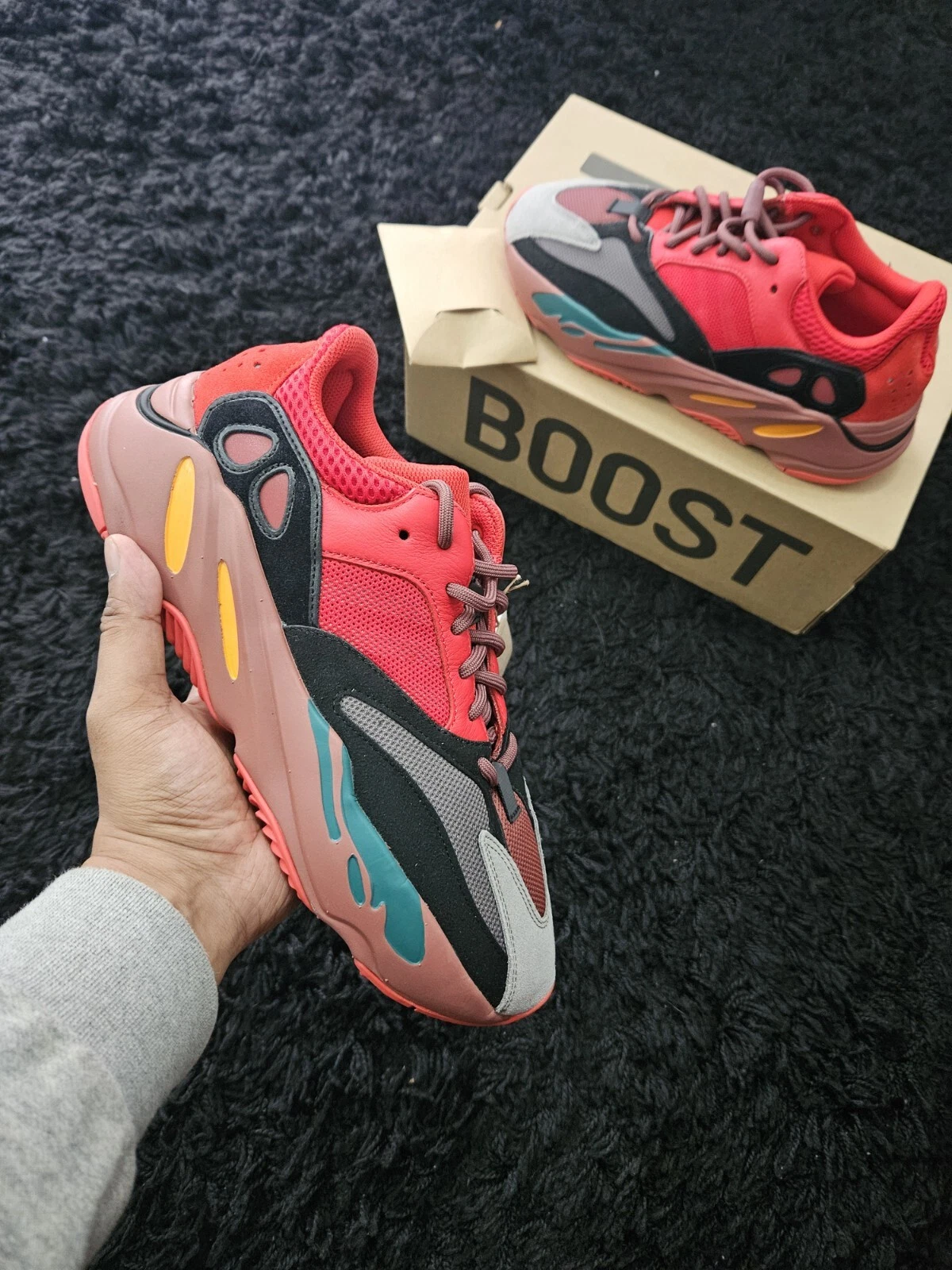 Adidas Yeezy 700 Hi res Red UK 10.5 [COPPIA RARA E TAGLIA ESCLUSIVA] ⭐️