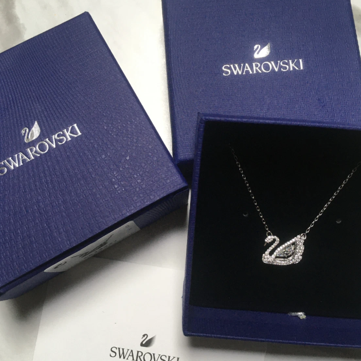 ●Swarovski● Dancing Swan Necklace White Rhodium Plated Buy Swarovski Dancing Swan necklace, Swan, White, Rhodium plated