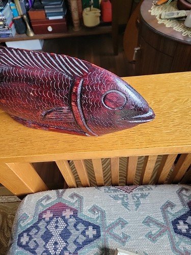Pez de madera tallado a mano grande rojo inspirado en arte popular hecho a mano pintado a mano 16x6"h raro - Imagen 11 de 11