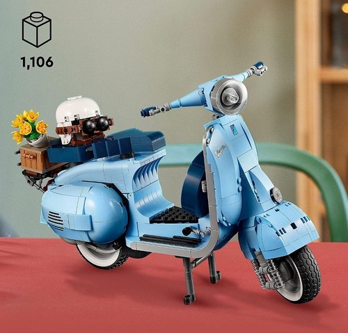 VESPA 125 DE LEGO CREATOR, REF. 10298 - Foto 2 di 4
