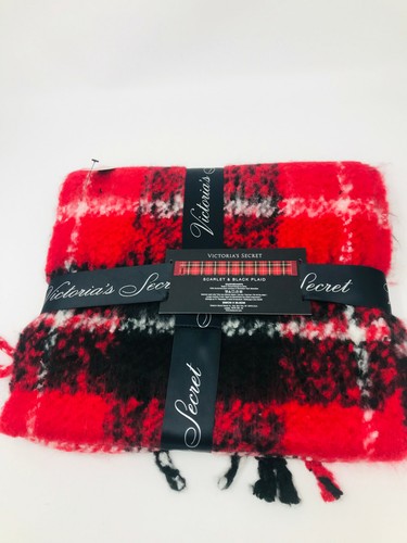 VICTORIA'S SECRET WINTER ANGEL PLUSH PLAID SCARF SCARLET & BLACK PLAID ACRYLIC - Picture 6 of 7