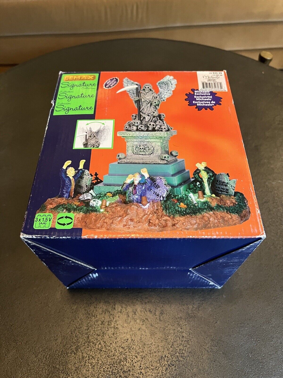 Click here to see eBay Auction