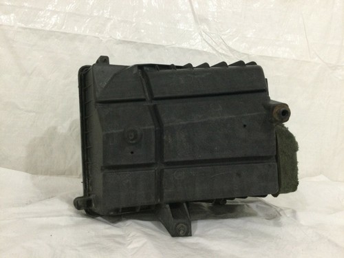 2006 Chevrolet Silverado Tahoe Air Cleaner Assembly 15279284 OEM - Picture 5 of 8